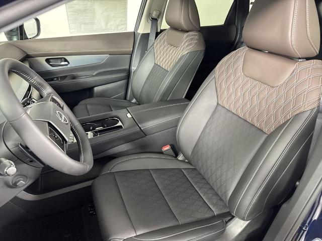 Photo of 2025 Deep Ocean Blue Nissan Murano