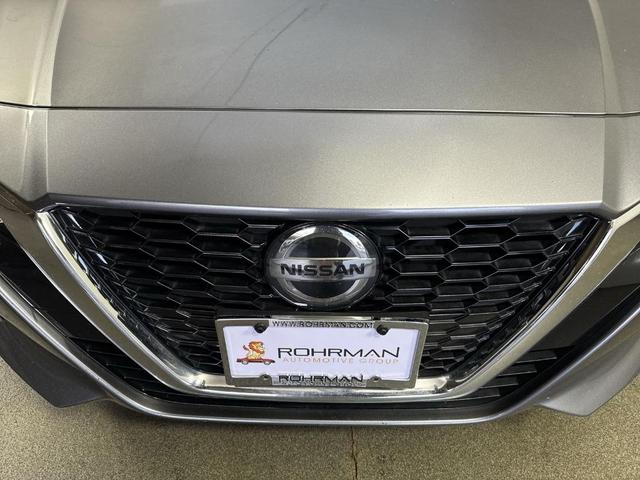 Photo of 2020 Gun Metallic Nissan Altima