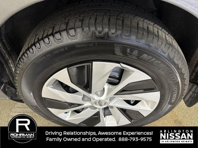 Photo of 2020 Gun Metallic Nissan Altima
