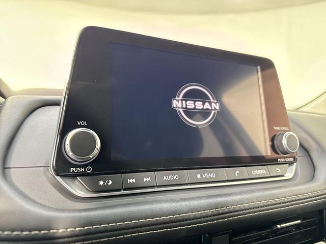 Photo of 2022 Caspian Blue Nissan Rogue