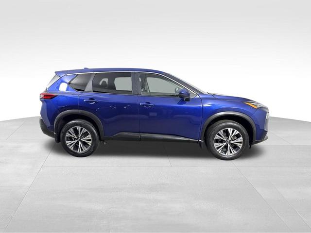 Photo of 2022 Caspian Blue Nissan Rogue
