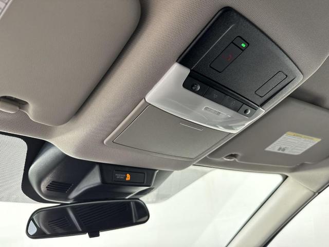 Photo of 2022 Caspian Blue Nissan Rogue