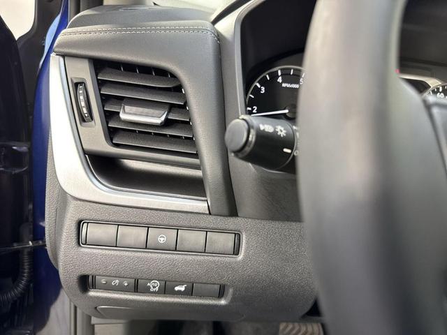 Photo of 2025 Deep Ocean Blue Nissan Rogue