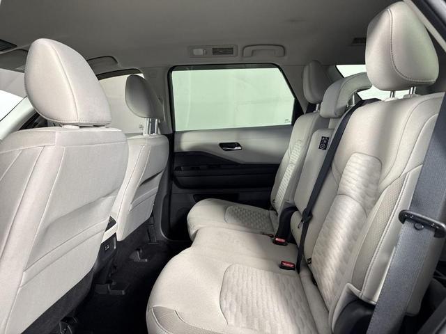Photo of 2022 Gun Metallic Nissan Pathfinder