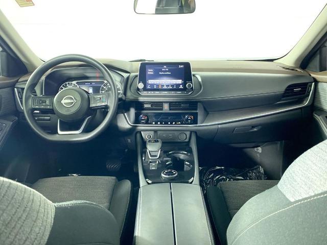Photo of 2023 Gun Metallic Nissan Rogue