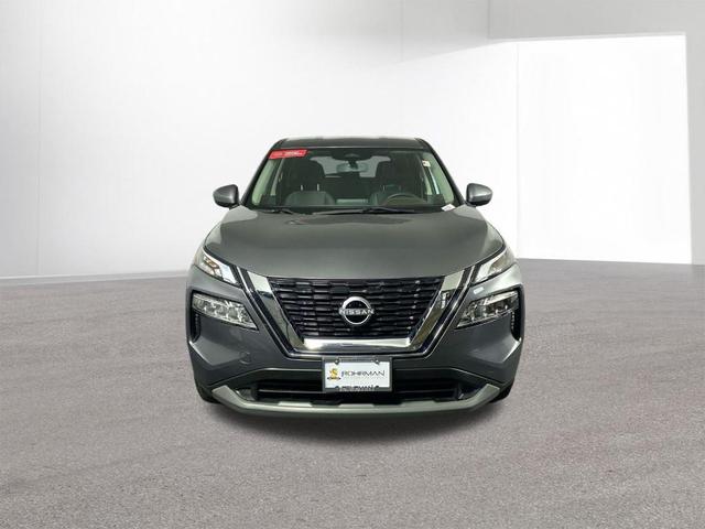 Photo of 2023 Gun Metallic Nissan Rogue