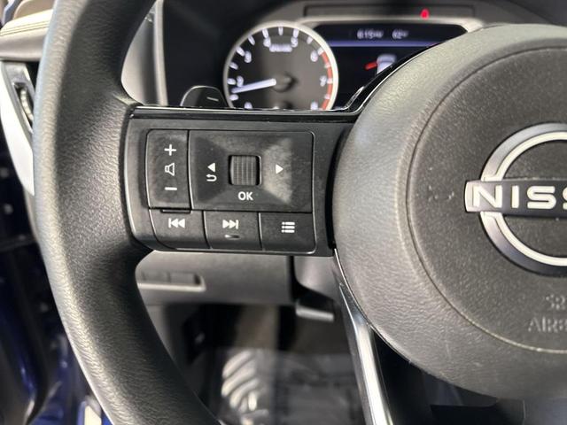 Photo of 2022 Caspian Blue Nissan Rogue