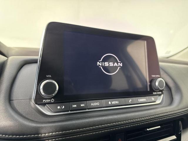 Photo of 2022 Caspian Blue Nissan Rogue