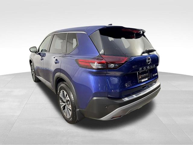 Photo of 2022 Caspian Blue Nissan Rogue