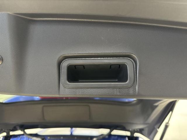 Photo of 2022 Caspian Blue Nissan Rogue