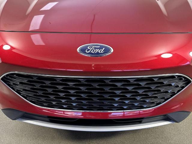 Photo of 2021 Red Ford Escape