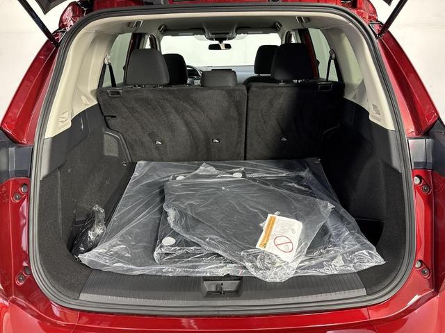 Photo of 2025 Scarlet Ember Nissan Rogue