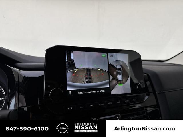 Photo of 2025 Everest White P Nissan Pathfinder