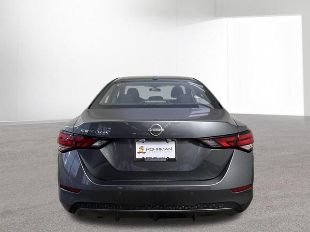 Photo of 2025 Gun Metallic Nissan Sentra