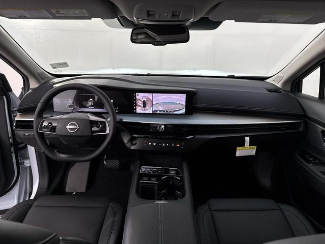 Photo of 2025 Everest White P Nissan Murano