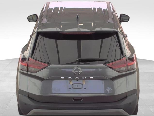 Photo of 2023 Gun Metallic Nissan Rogue
