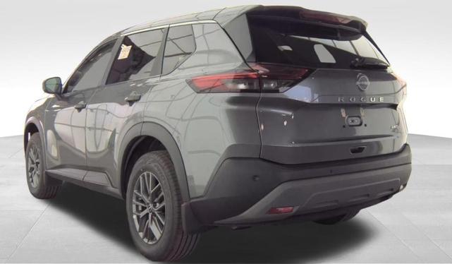 Photo of 2023 Gun Metallic Nissan Rogue