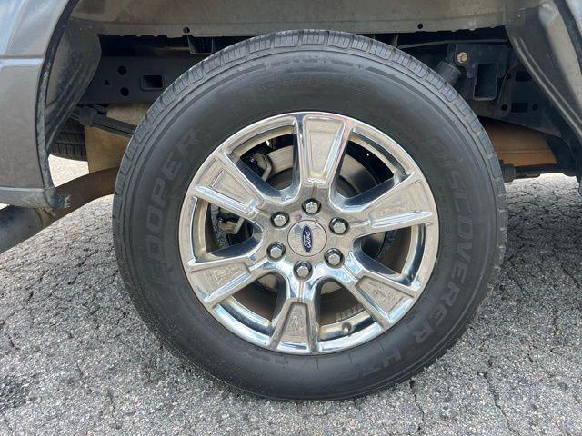 Photo of 2016 Magnetic Ford F-150