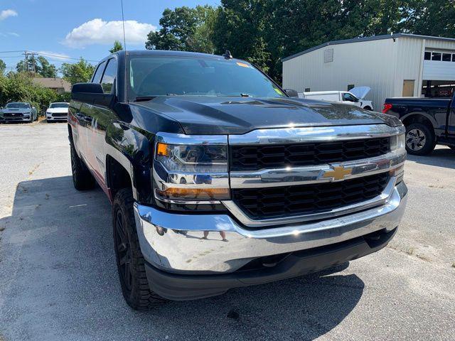 Photo of 2018 Black Chevrolet Silverado 1500