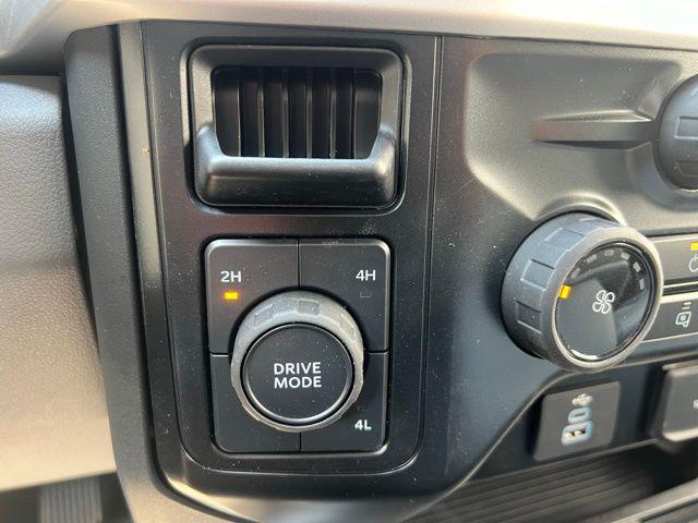 Photo of 2025 Oxford White Ford F-450