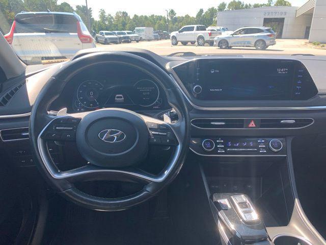 Photo of 2022 Phantom Black Hyundai SONATA