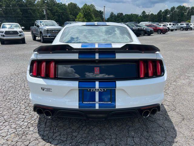 Photo of 2017 Oxford White Ford Shelby GT350