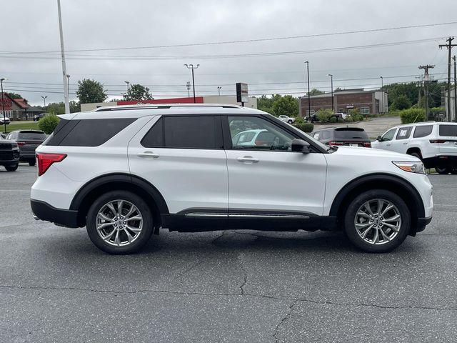 Photo of 2023 Oxford White Ford Explorer