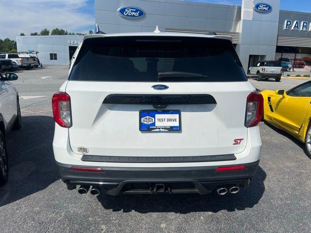 Photo of 2023 Star White Metallic Tri-Coat Ford Explorer