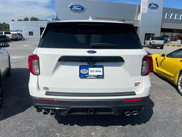 Photo of 2023 Star White Metallic Tri-Coat Ford Explorer