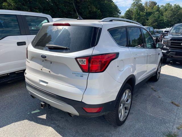 Photo of 2019 White Platinum Ford Escape