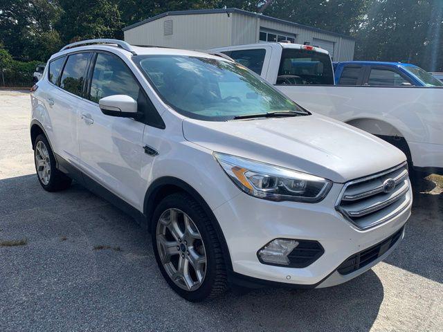 Photo of 2019 White Platinum Ford Escape