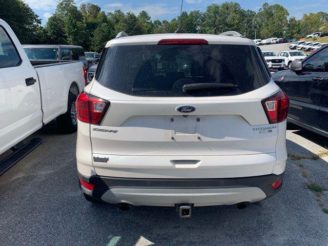Photo of 2019 White Platinum Ford Escape