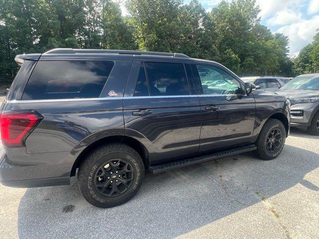 Photo of 2024 Dark Matter Gray Metallic Ford Expedition