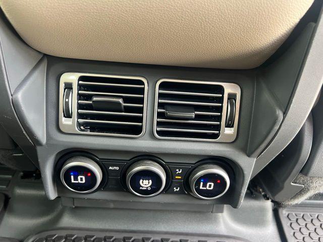 Photo of 2020 Santorini Black Metallic Land Rover Defender