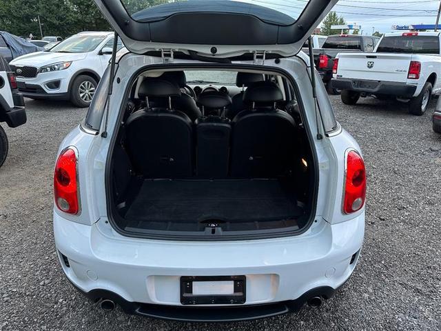 Photo of 2014 Light White MINI Countryman