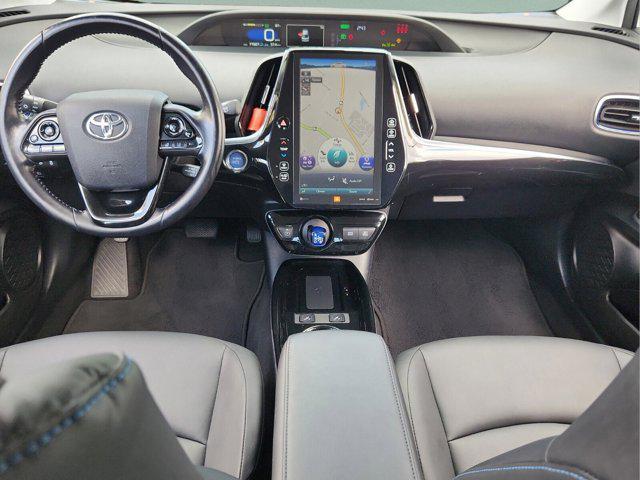 Photo of 2019 Blizzard Pearl Toyota Prius