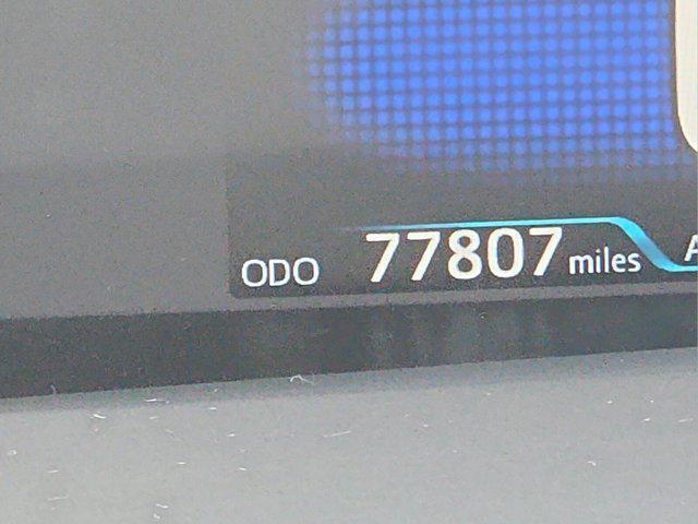 Photo of 2019 Blizzard Pearl Toyota Prius