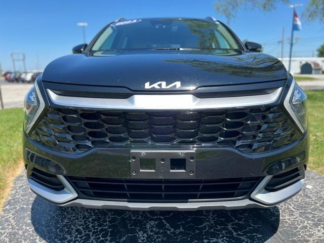 Photo of 2023 Ebony Black Kia Sportage