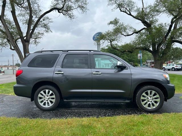 2013 Toyota Sequoia