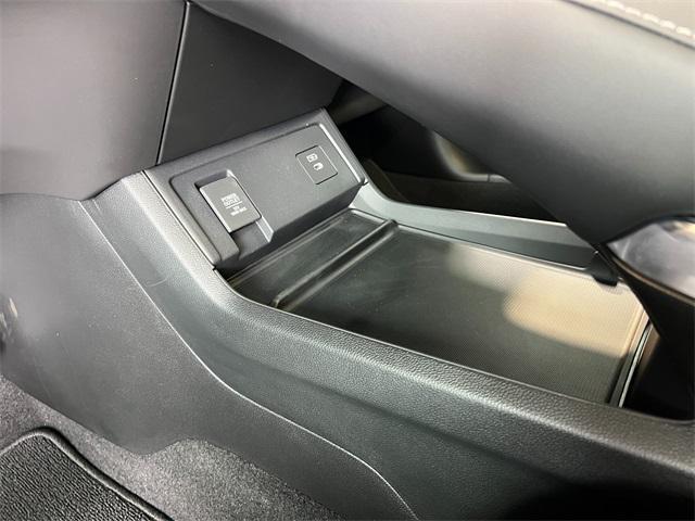 Photo of 2025 Liquid Carbon Metallic Acura RDX