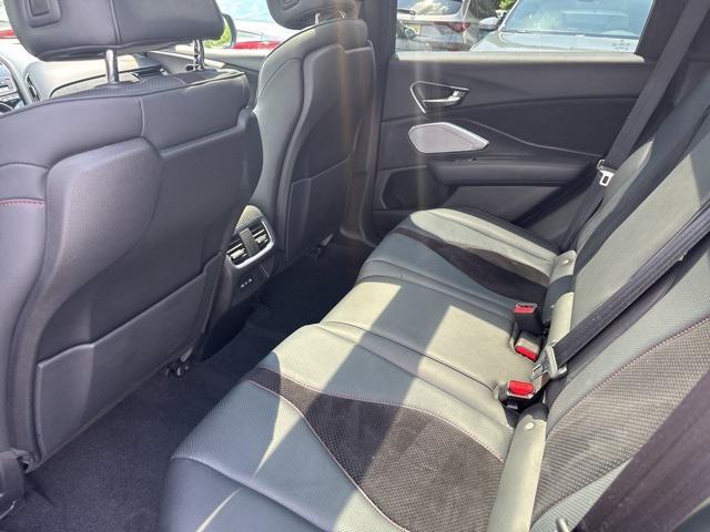 Photo of 2022 Black Acura RDX