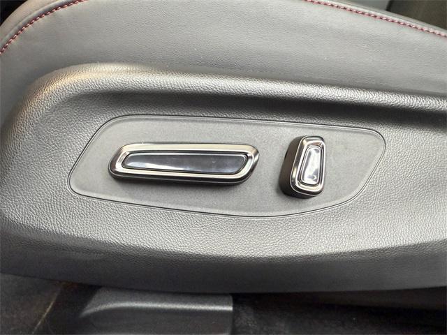 Photo of 2025 Solar Silver Metallic Acura ADX