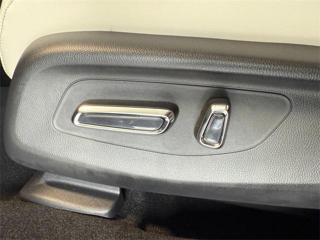 Photo of 2025 Wv Acura ADX