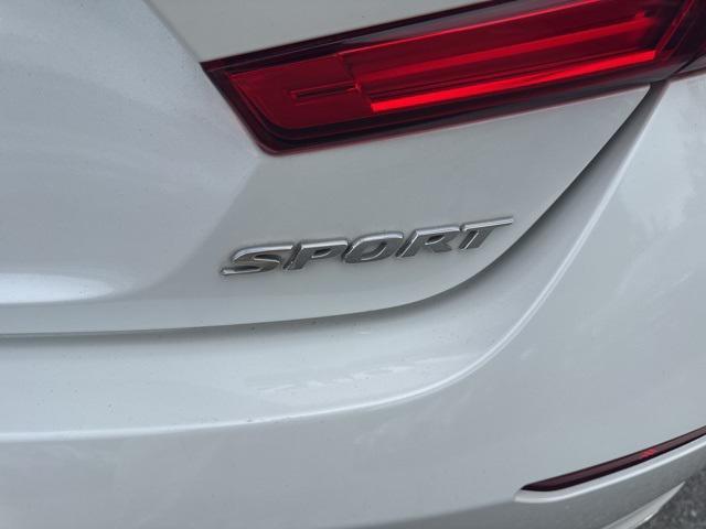Photo of 2022 Platinum White Pearl Honda Accord