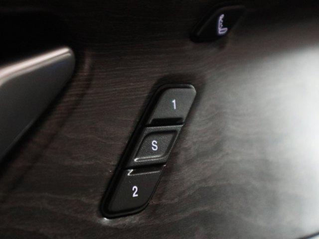Photo of 2021 Metallic Jeep Grand Cherokee L