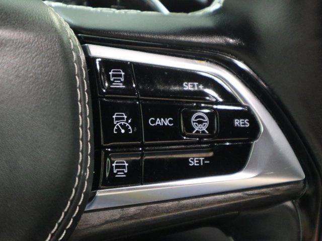 Photo of 2021 Metallic Jeep Grand Cherokee L