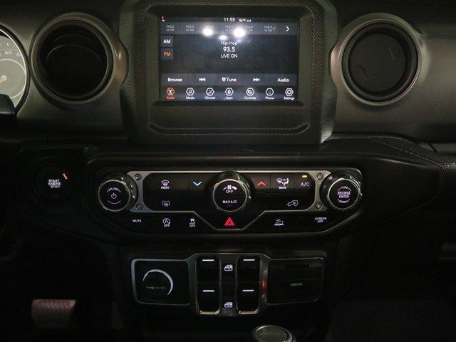 Photo of 2022 Hydro Blue Pearlcoat Jeep Gladiator