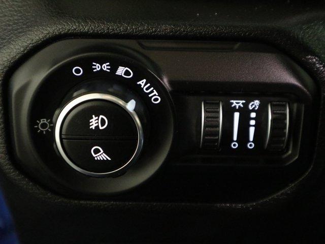 Photo of 2022 Hydro Blue Pearlcoat Jeep Gladiator