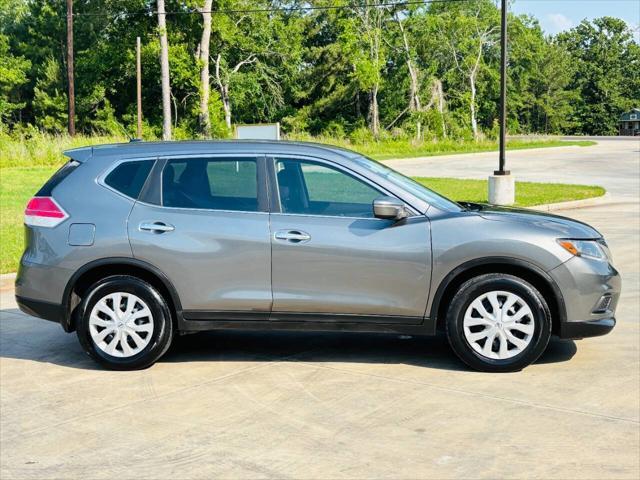 Photo of 2015 Gun Metallic Nissan Rogue