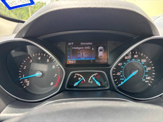 Photo of 2013 Deep Impact Blue Ford Escape